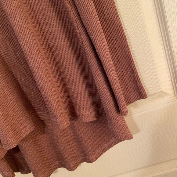 CUTE LACE AND THERMAL FABRIC BLOUSE - Picture 2 of 6